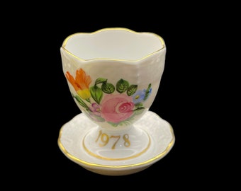 Vintage 1978 Herend Porcelain Egg Cup Holder, Hand-Painted Floral Design
