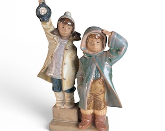 Lladro 2173 Ahoy There Figurine, Retired Porcelain Sculpture, Boy Girl Statue, Vintage Lladro Spain Collectible