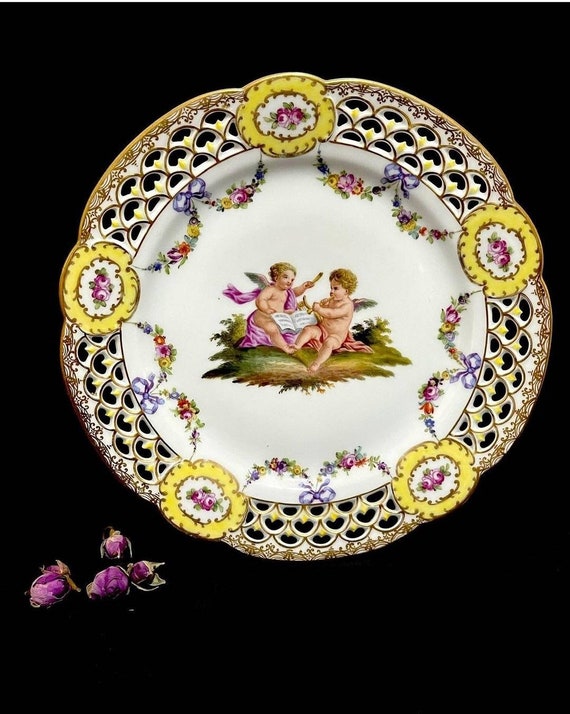 【Helena Wolfsohn】アンティーク　プレート　2枚セット Rare Helena Wolfsohn Dresden Antique Cherubs Plate - Etsy