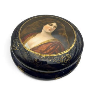 Antique Royal Vienna Porcelain Huge Trinket Box / Bonbonierre  - Blue & Gold Cobalt with Portrait - 21 cm / 8.3 in Diameter