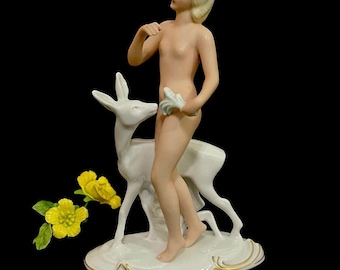 SchauBach Kunst Wallendorf Handmade Porcelain Figurine, German Origin, Circa 1953-1958, Collectible
