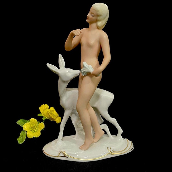 SchauBach Kunst Wallendorf Handmade Porcelain Figurine, German Origin, Circa 1953-1958, Collectible