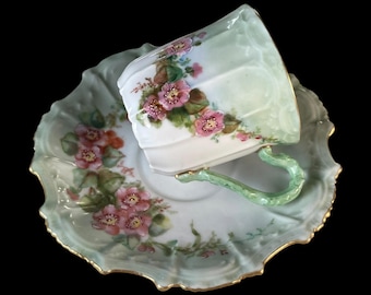 Antique Coiffe Limoges France Porcelain Demitasse Cup & Saucer (ca. 1891–1914) – Hand Painted, Gilt Accents
