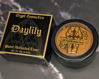 Daylily - Pastel orange water activated liner (UV reactive)
