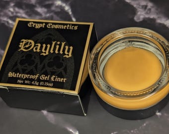 Daylily - Pastel orange cream eyeshadow (UV reactive)