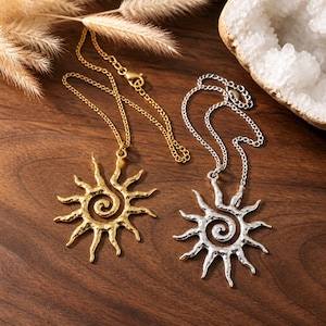 Collier femme en acier inoxydable doré ou argenté réglable avec pendentif en forme de soleil