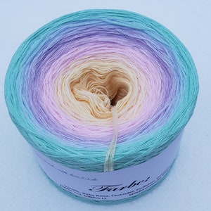 Gradient yarn, bobble yarn, wool, 3-4 ply, knitting, crocheting