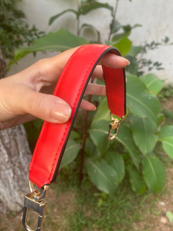 lv noe strap