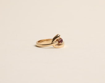 Ring with ruby in 14K Gold size 7 | Solid Gold | Quality Fine Jewelry | Nordic Jewelry