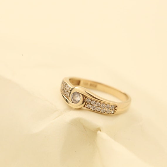 Ring with glass in 8K Gold size 6 | Vintage Solid… - image 2