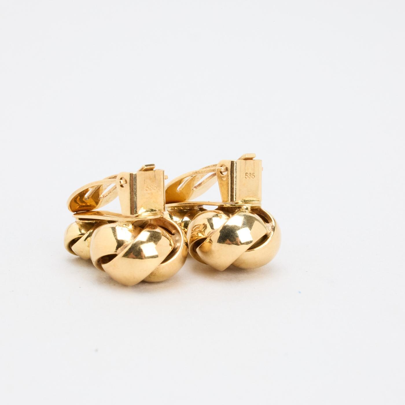 ◆VINTAGE HOLLYWOOD◆ Lump Knotted EarringsVH25NNEA106V VH24 Knot Earrings in 14K Gold, 0.79 Inches | Vintage Solid Gold