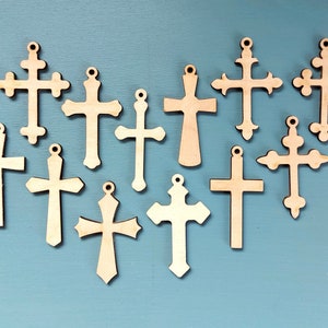 Mr. Pen- Wooden Crosses, 1.2 x 1.75 Inches, 50 Pack, Small Wooden Crosses,  Wood Crosses for Crafts, Small Cross Pendant