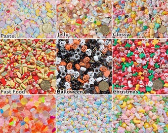 50 ml di graziosi mini ciondoli in resina Decoden con soggetti di SpongeBob, Natale, Halloween, arcobaleno, animali, fiori ecc.