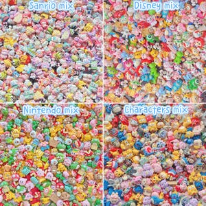 20 st blandade harts-berlocker: Disney, Sanrio, Pokémon, Kirby, Nintendo, seriefigurer, Bluey, blommor, djur, mat, flaska, groda, kapybara