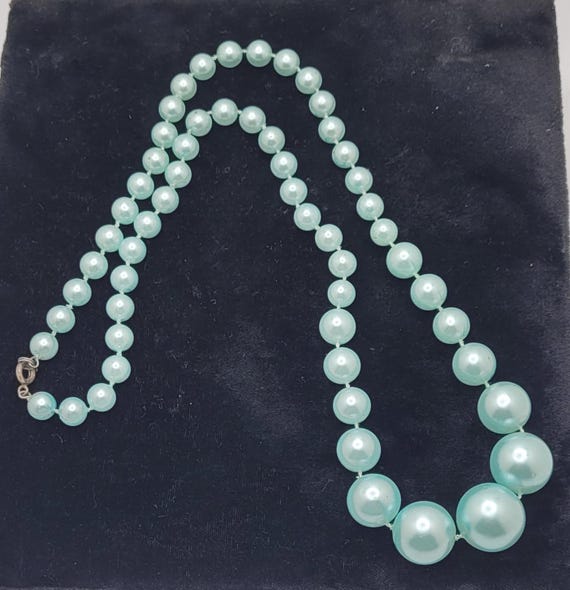 1950s Graduated faux Blue Pearl necklace individually knotted beads
