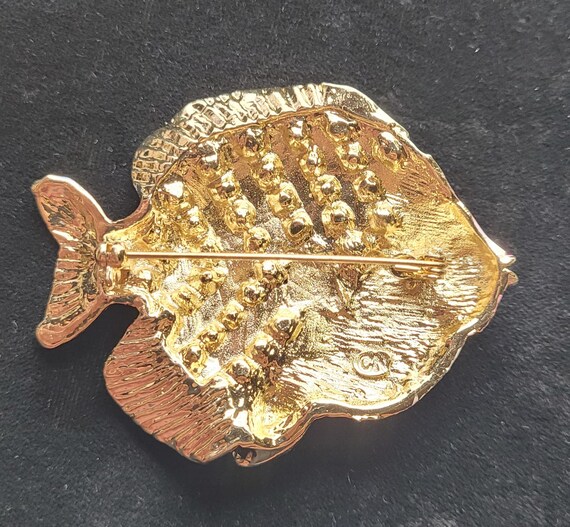 Contemporary three-dimensional Trigger fish brooc… - image 5