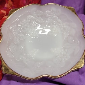 Gold trimmed Westmoreland, Milk Glass, Platform Fruit Bowlwl