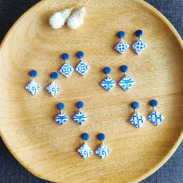 Portugese earrings, Azulejos, Azulejo, Portugal, earrings, polymerclay, clay, cute earrings, white, blue, tile, tiles, Portugese, Morocco