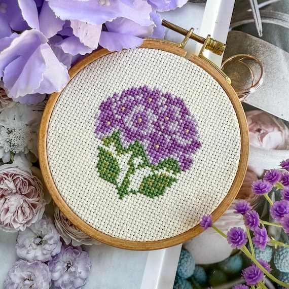 Hydrangea Cross Stitch Kit: Beginner Floral Embroidery DIY Gift - Etsy