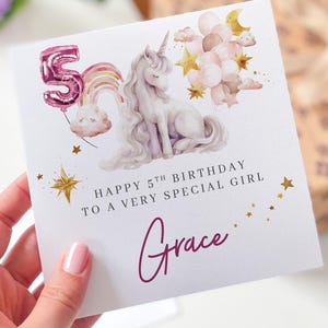 Carte 5e anniversaire licorne pour fille, cadeau personnalisé 5e anniversaire avec ballons, cadeau prénom arc-en-ciel pour fille nièce et petite-fille
