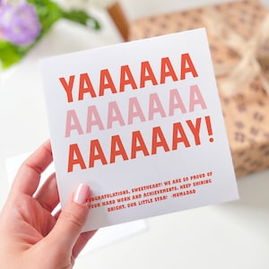 Carte de félicitations Yaay Félicitations pour l'obtention de votre diplôme avec texte Carte-cadeau universitaire de la promotion 2024 pour elle et lui Bravo, fier de vous