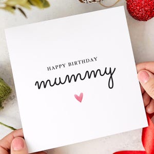 Cartão de aniversário para mamãe, design minimalista moderno com coração, lindo cartão de presente para mamãe, mamãe e mãe