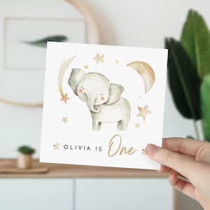Personalisierte erste Geburtstagskarte mit Namen Babys 1. Geburtstag Geschenkkarte Name ist eine 1. Geburtstagskarte für Jungen Mädchen niedliches Elefantendesign