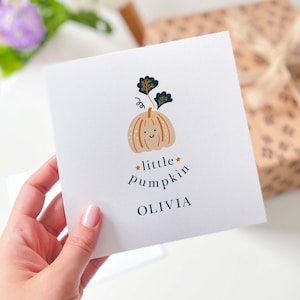 Petite carte d'Halloween personnalisée en forme de citrouille avec le nom Jolie première carte-cadeau d'Halloween pour garçon fille fille fils nièce neveu petite-fille