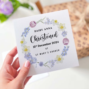 Carte de baptême personnalisée avec prénom, date et fleurs de l'église Baptême bébé fille garçon Cadeaux Souvenir cérémonie de baptême Carte-cadeau de baptême