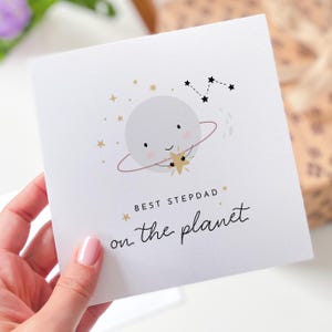 Vatertagskarte für Stiefvater Bester Stiefvater der Welt Niedlicher Planet und Stern Andenken von Stiefsohn oder Stieftochter Cute Bonus Dad Geschenkkarte