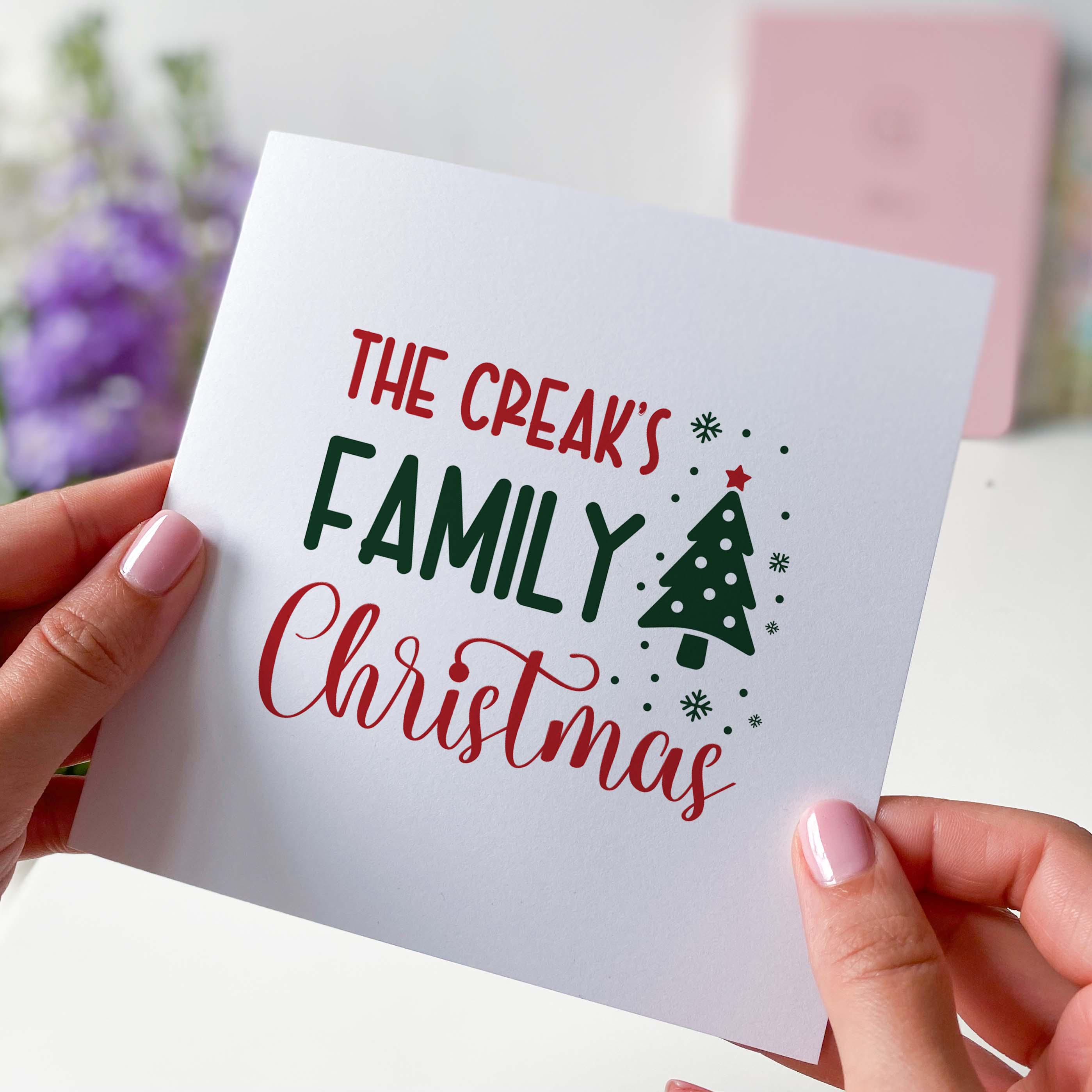 クリスマスツリー付きのパーソナライズされた家族向けクリスマスカード