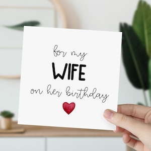 Biglietto di compleanno per mia moglie per il suo compleanno. Carta regalo per moglie con un'icona a forma di cuoricino rosso carino. Carta regalo per mia moglie