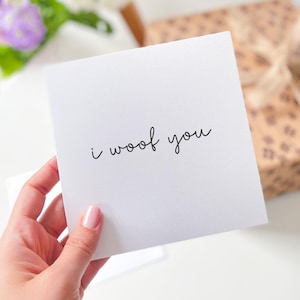 Hundebesitzer Valentinstag Karte I Wuff You Niedliche Grußkarte für Tierbesitzer Welpen Liebhaber Romantisches Geschenk Lustiger Hund Liebe Karte Hund Untere