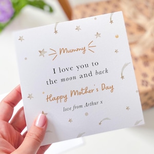 Gepersonaliseerde moederdagkaart Ik hou van jou tot de maan en terug Aangepaste naam Doordacht cadeau voor moeder Oprechte aandenkenkaart voor moeder