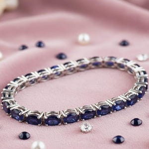 Natural Blue sapphire Tennis Bracelet in Sterling Silver. September Birthstone Bracelet. Gemstone Tennis Bracelet. Women Tennis Bracelet.