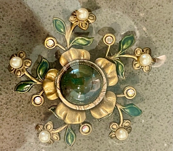Green Stone Pearl Flower Antique Brooch - image 1