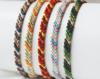 Candy Stripe - Colorful Friendship Bracelets