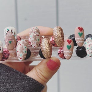 Gingerbread Press On Nails