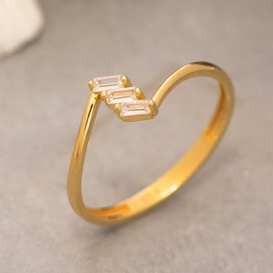14K Solid Gold Baguette Ring, 925 Sterling Silver Baguette Ring, Minimalist Ring, Three Stone Ring, Mother&#39;s Gift, Valentine&#39;s Day Gift