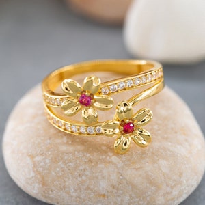 14K Solid Gold Daisy Ring, 925 Sterling Silver Daisy Ring, Flower Ring, Leaf Ring, Mother&#39;s Day Gift, Valentine&#39;s Day Gift, Christmas Gift