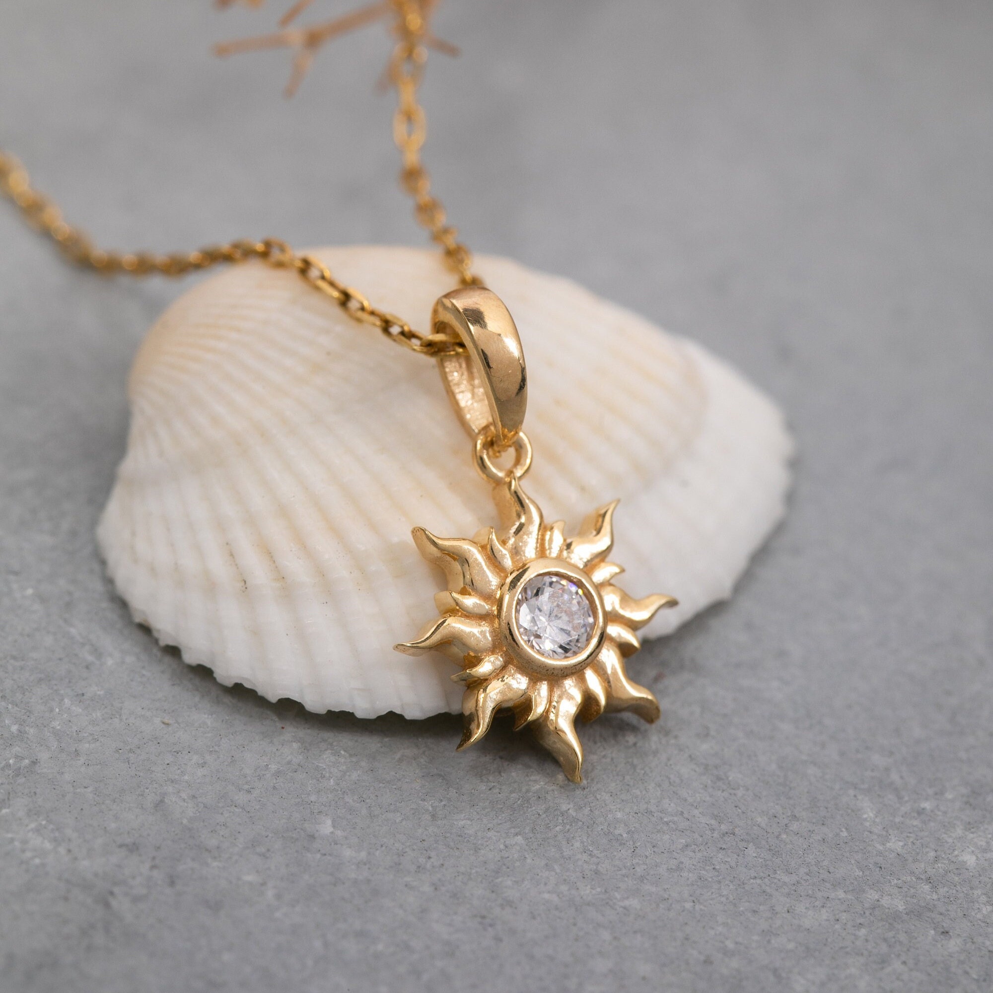 ペンダント 母の日ギフト  メッセージジュエリー 14Kソリッドゴールドサンネックレス、925スターリングシルバーサン