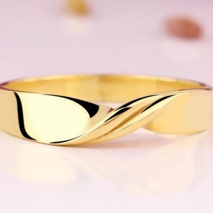 Double Mobius Ring, 14K Solid Gold, Simple Curve Ring, Dainty Wedding Band, Stackable Wave Ring,  Twist Ring, Plain Gold Ring