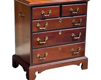 Vintage Link-Taylor Mahogany Five Drawer Solid Wood Bachelors Chest Of Drawers