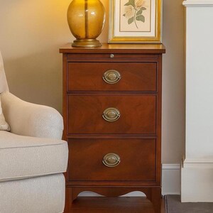 Vintage 1960's Thomasville 3 Drawer Mahogany Nightstand - Etsy