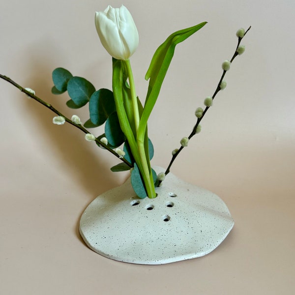 Handmade Ceramic Wavy Flower Frog, Ikebana, Flower Vase, Minimalist, White, Wavy fabric Shape