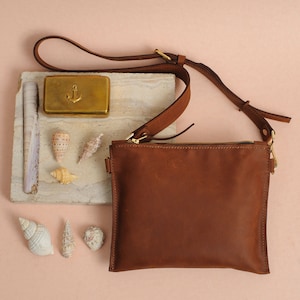 Festival Hand Stitching Leahter brown Sac / sac de hanche pour femmes / Sac à bandoulière en cuir / Cuir véritable fait à la main / Cuir tanné végétal