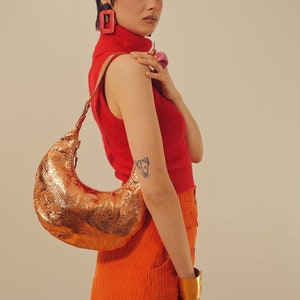 Sac demi-lune métallique doré - Sac à bandoulière - sac à fermeture éclair - Sac Dumpling- Petit sac bandoulière - Sac à main de tous les jours- Sac à main-Ladie Tote