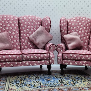 Canapé et chaise de style Queen Anne à l&#39;échelle 1:12