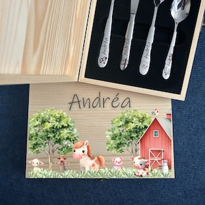 Children&#39;s cutlery with engraving / farm / wooden box colored / personalized with name / gift idea / birth / personalized / christening gift