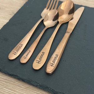 Kinderbesteck mit Gravur / Roségold / Personalisiert mit Namen / Geschenkidee / Geburt / Baby / Besteck / Edelstahl / Taufgeschenk Bild 4